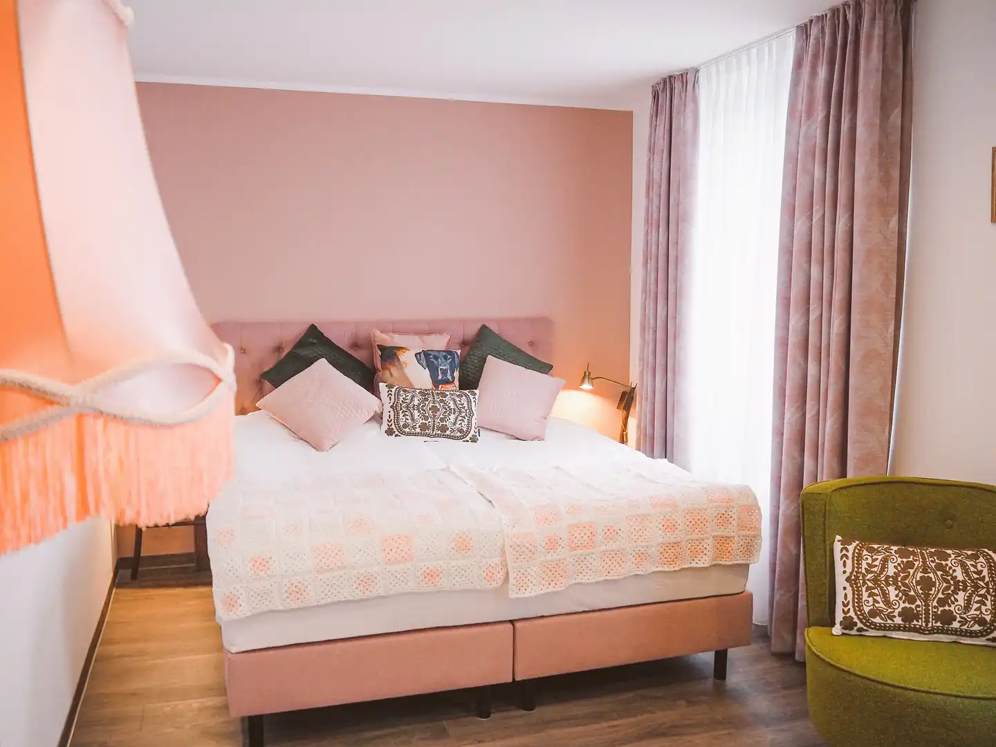 Tante ALMA's Mülheimer Hotel Wohnbeispiel