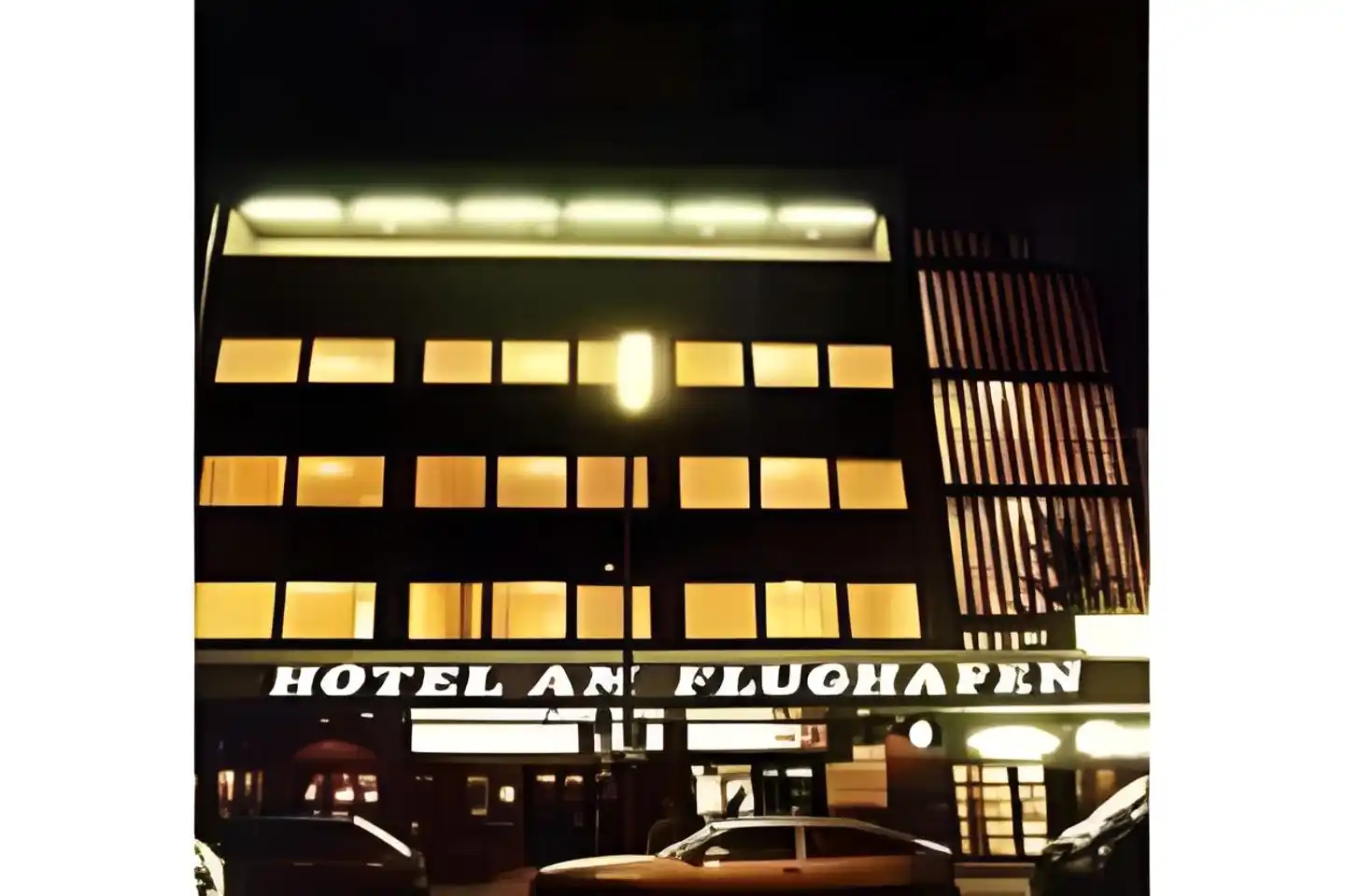Am Flughafen Aussenansicht