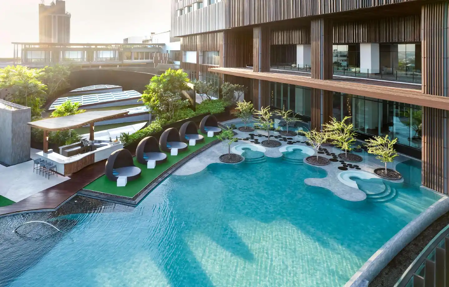 Hilton Pattaya Pool