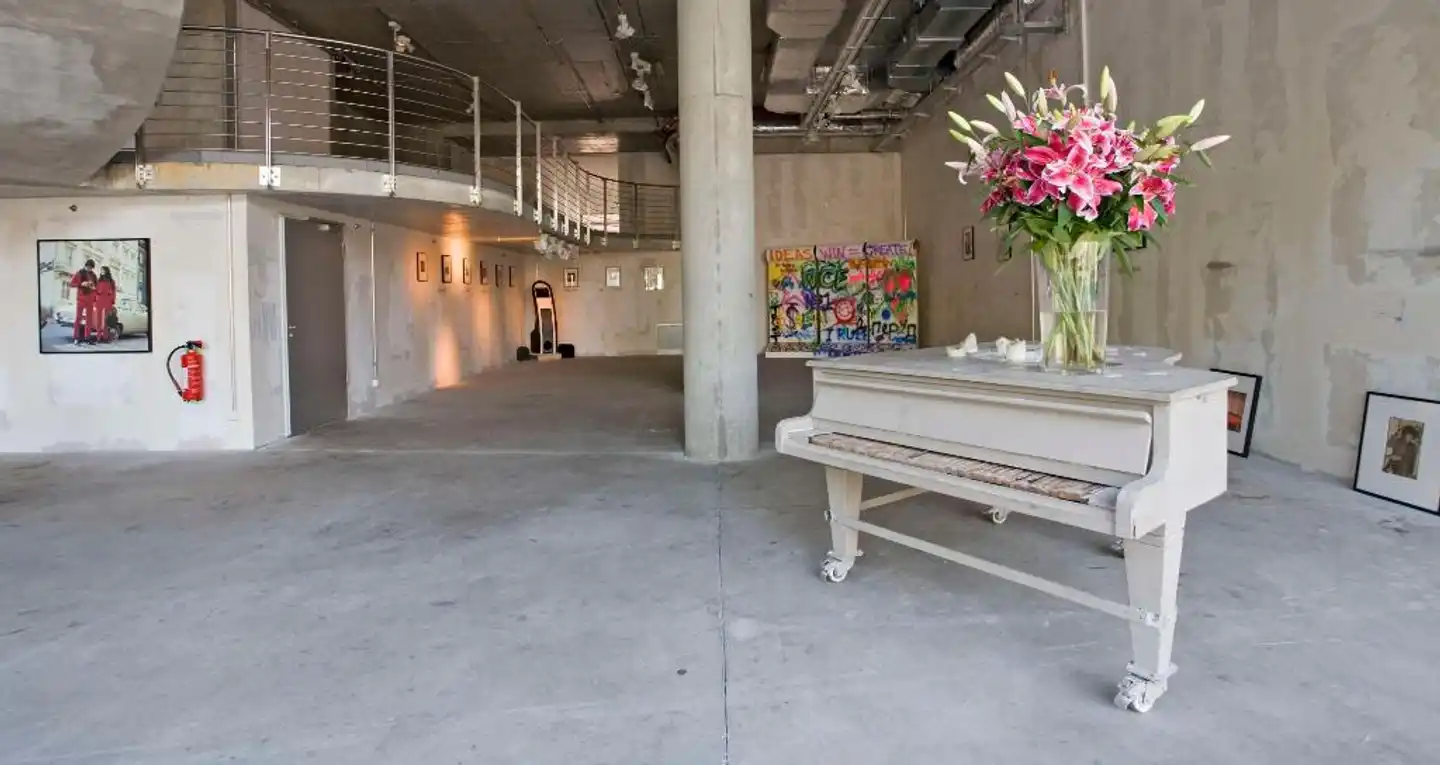 nhow Berlin Lobby