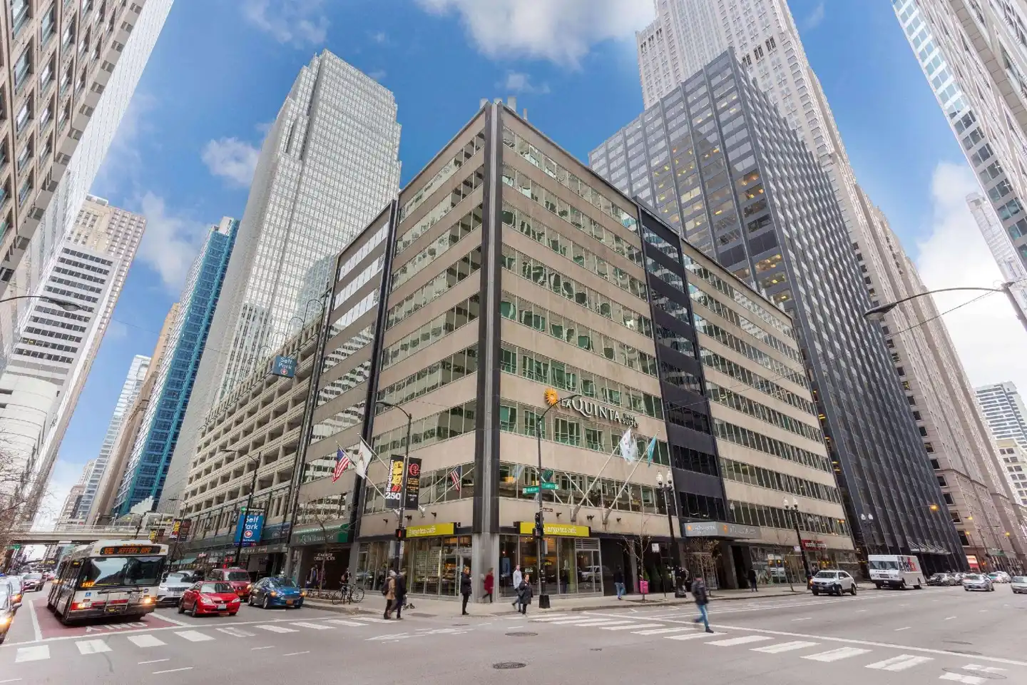 La Quinta Inn & Suites by Wyndham Chicago Downtown Aussenansicht