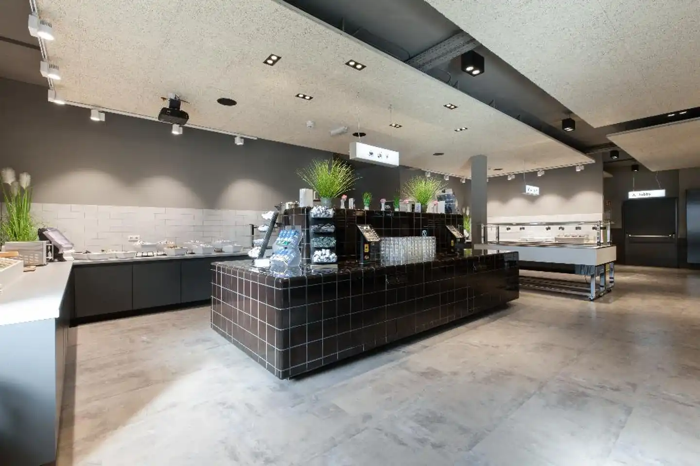 a&o Frankfurt Ostend Lobby