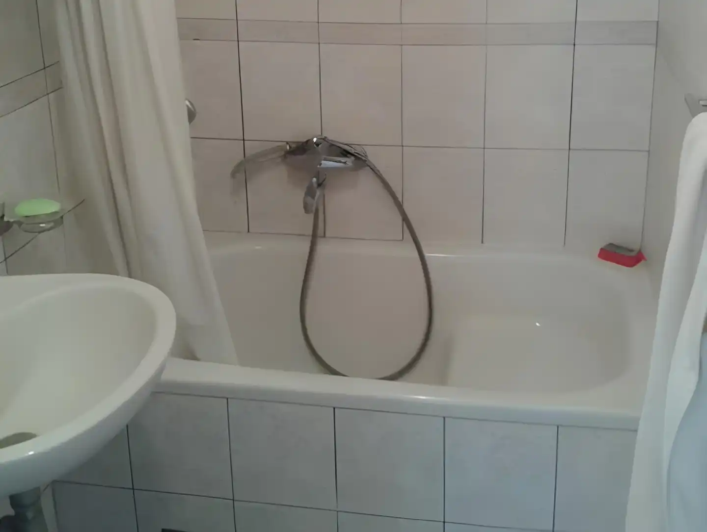 Guest House Roza Badezimmer