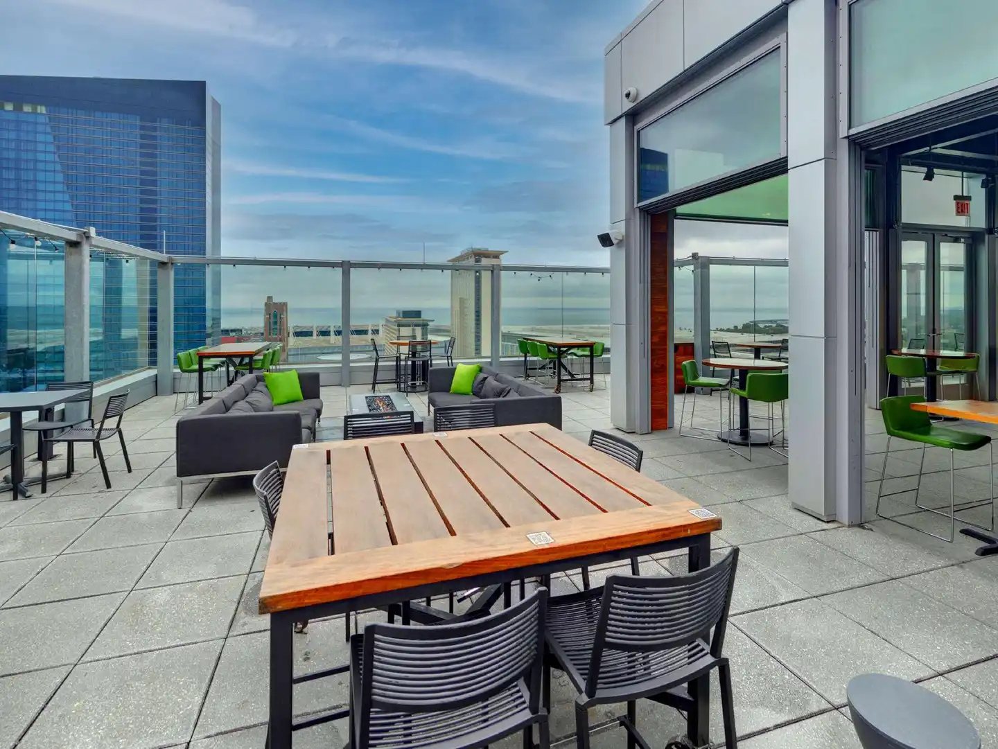 Hilton Garden Inn Chicago McCormick Place Terrasse