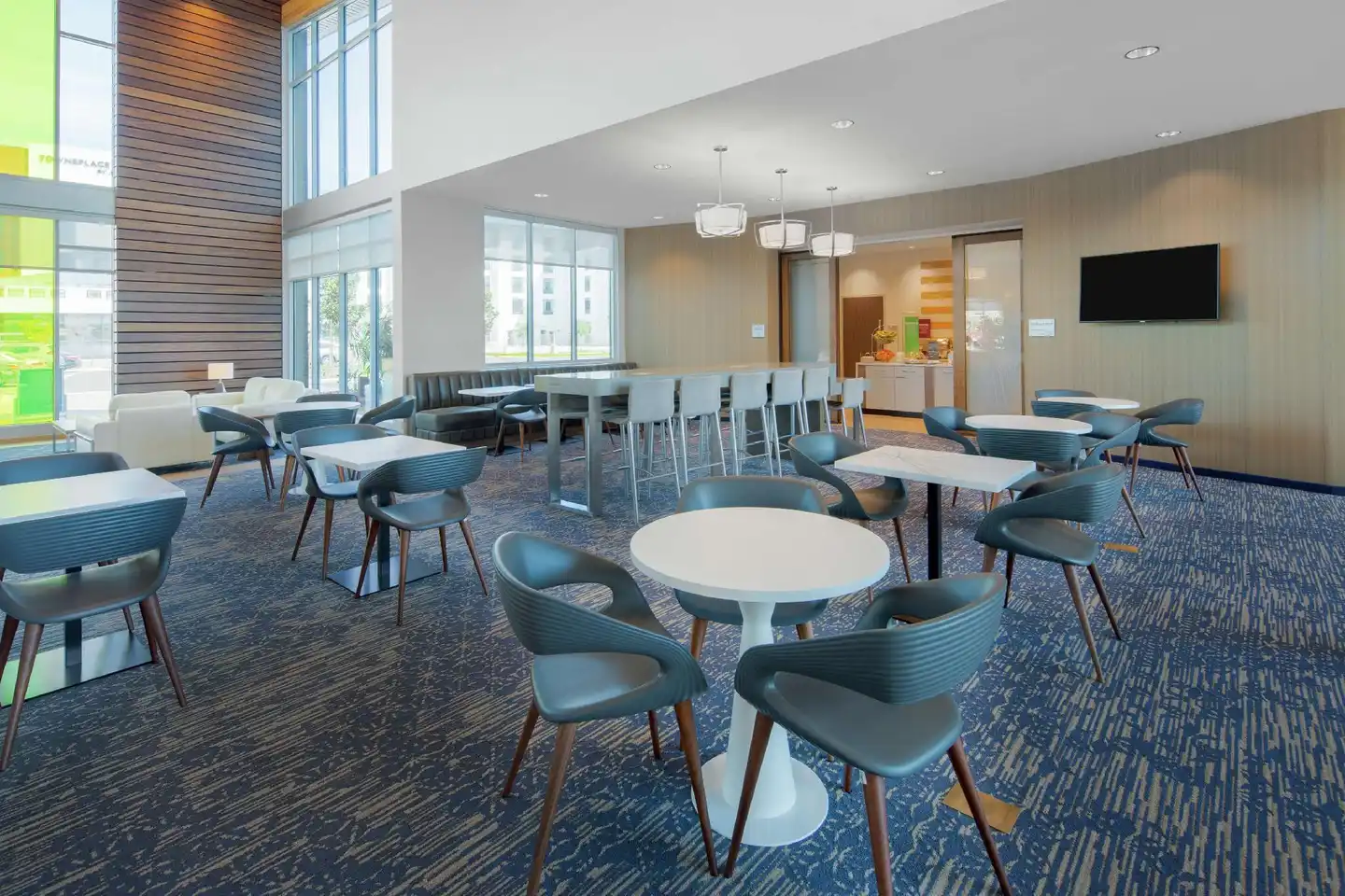 Hampton Inn & Suites San Diego Airport Liberty Station Bar
