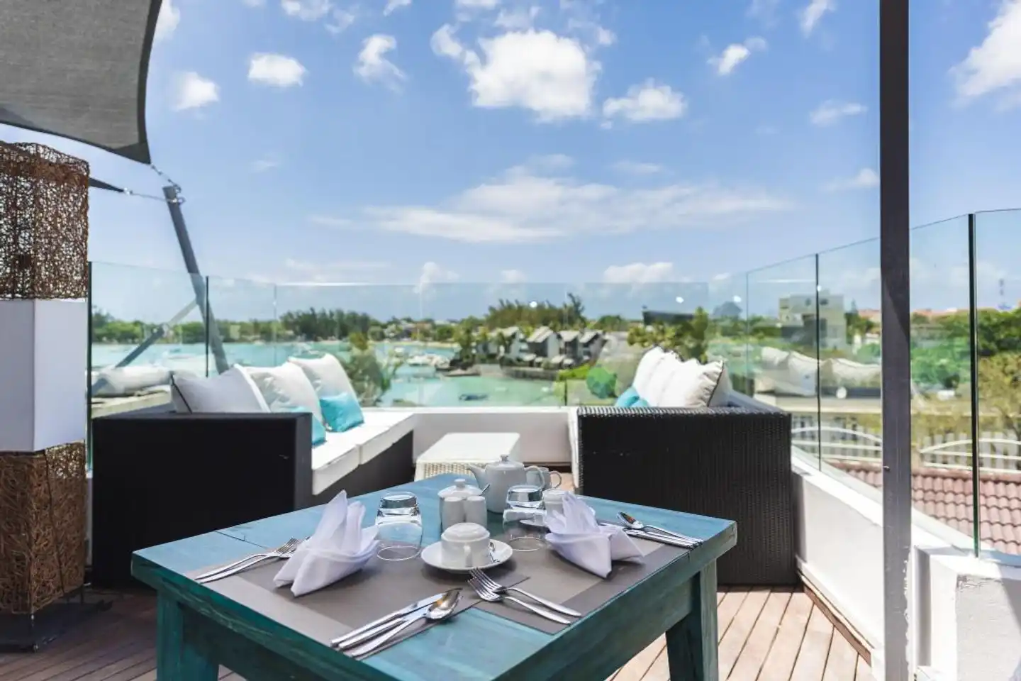Azur Paradise Restaurant