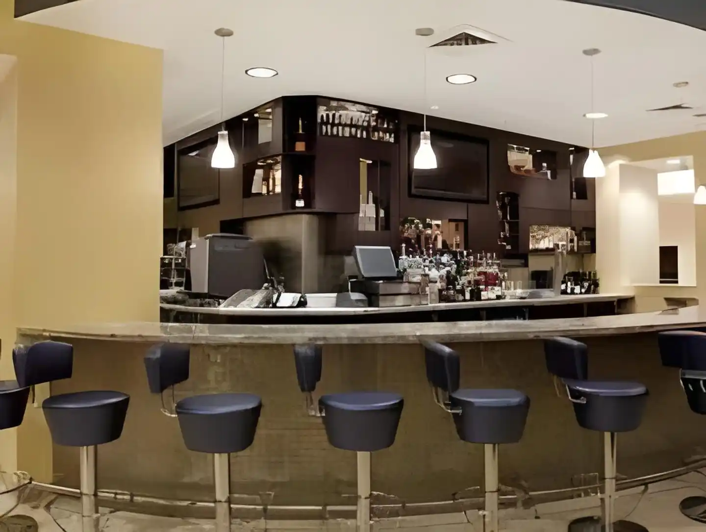 Hotel Indigo Baton Rouge Downtown Bar