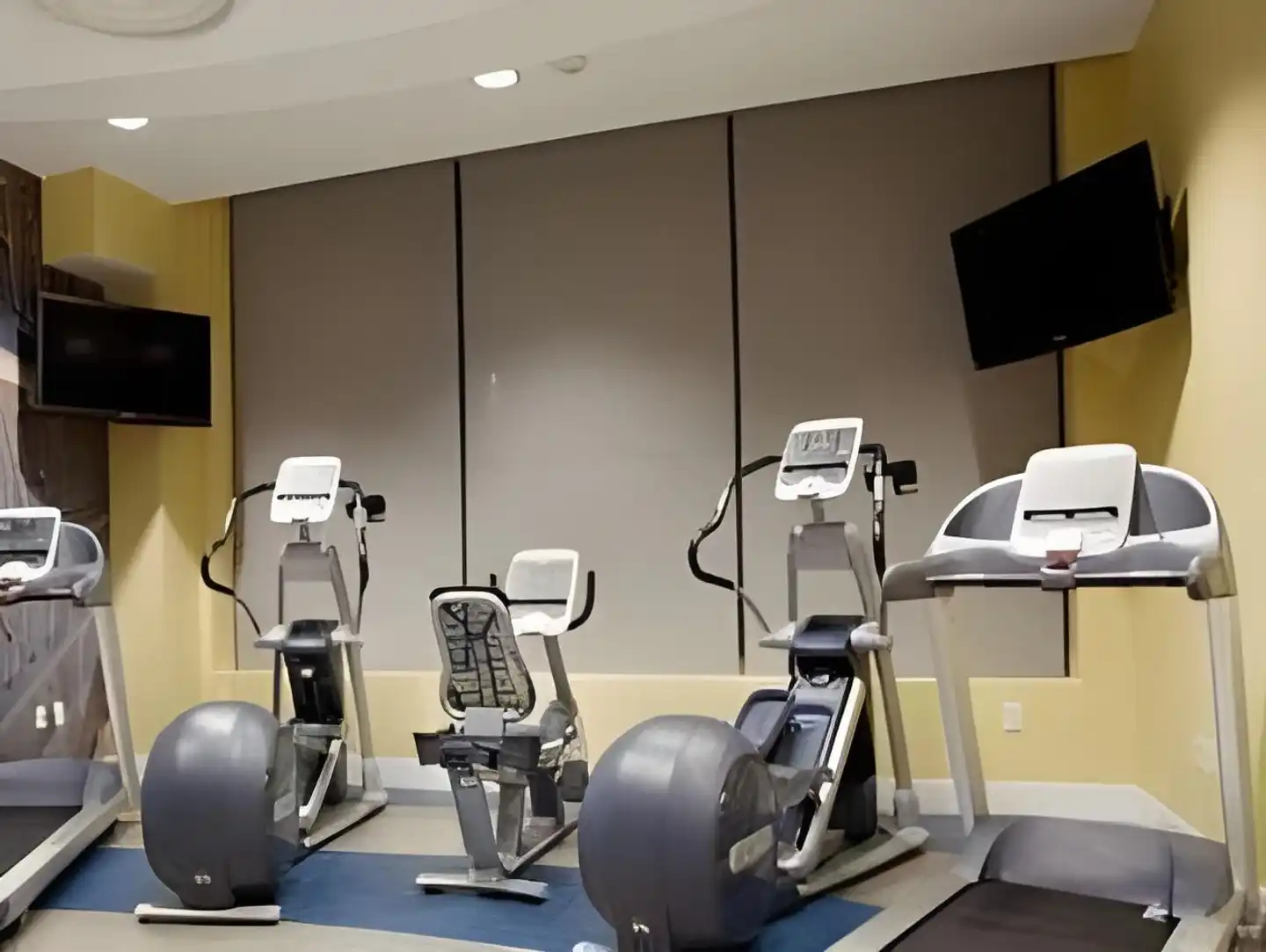 Hotel Indigo Baton Rouge Downtown Sport und Entertainment