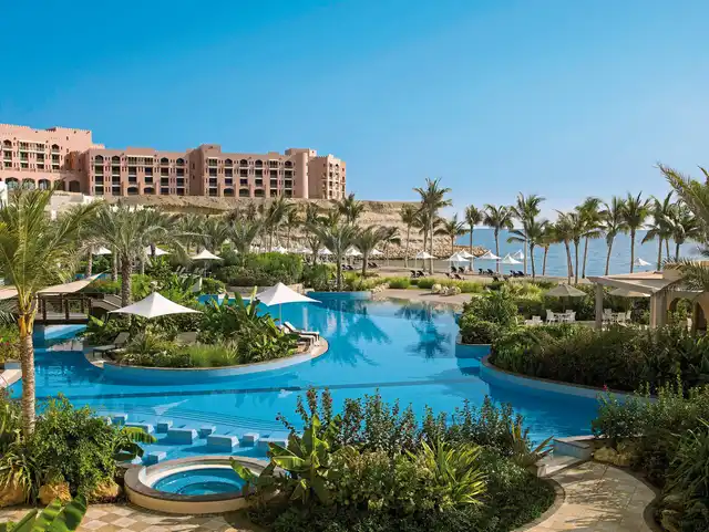 Shangri-La Barr Al Jissah, Al Bandar Pool