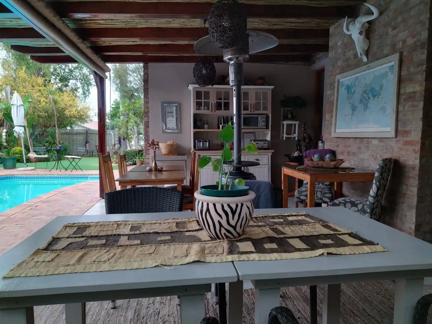 Earthbound B&B Terrasse