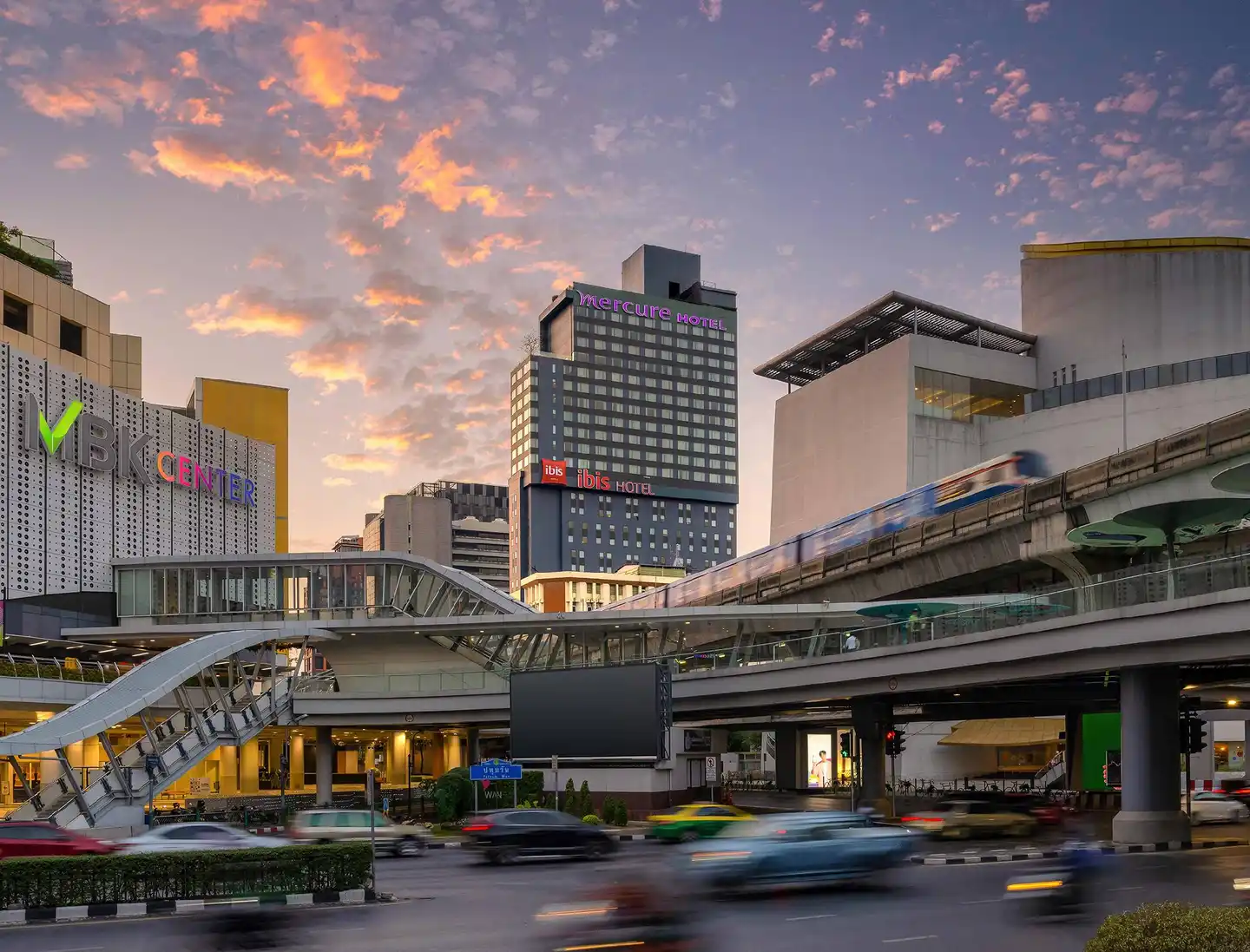 ibis Bangkok Siam Aussenansicht