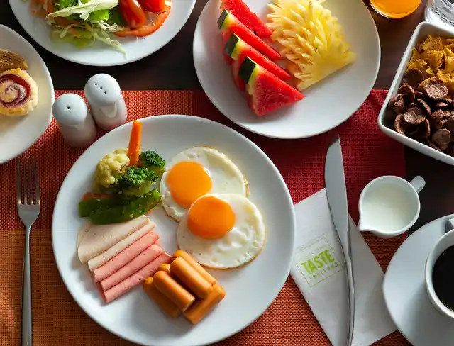 ibis Bangkok Siam Restaurant
