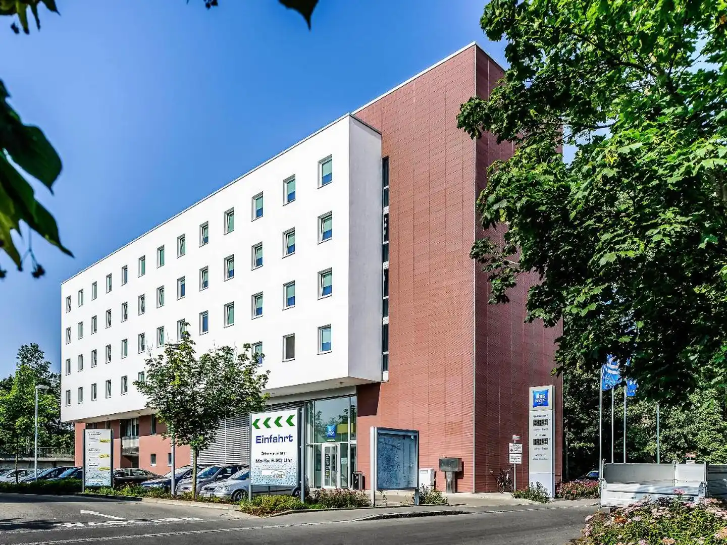 ibis budget Augsburg City Aussenansicht