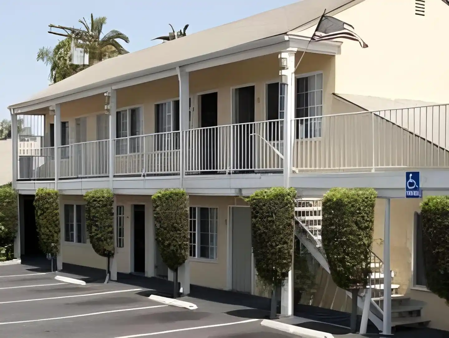 Friendship Motor Inn Aussenansicht