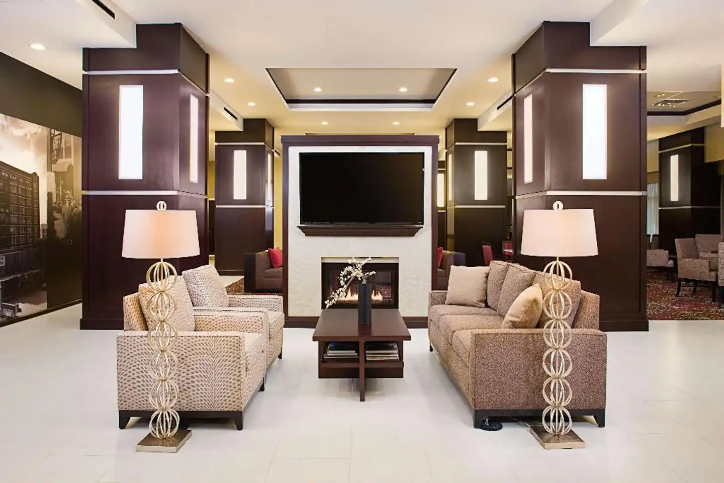 Homewood Suites by Hilton Dallas Downtown, TX Lobby