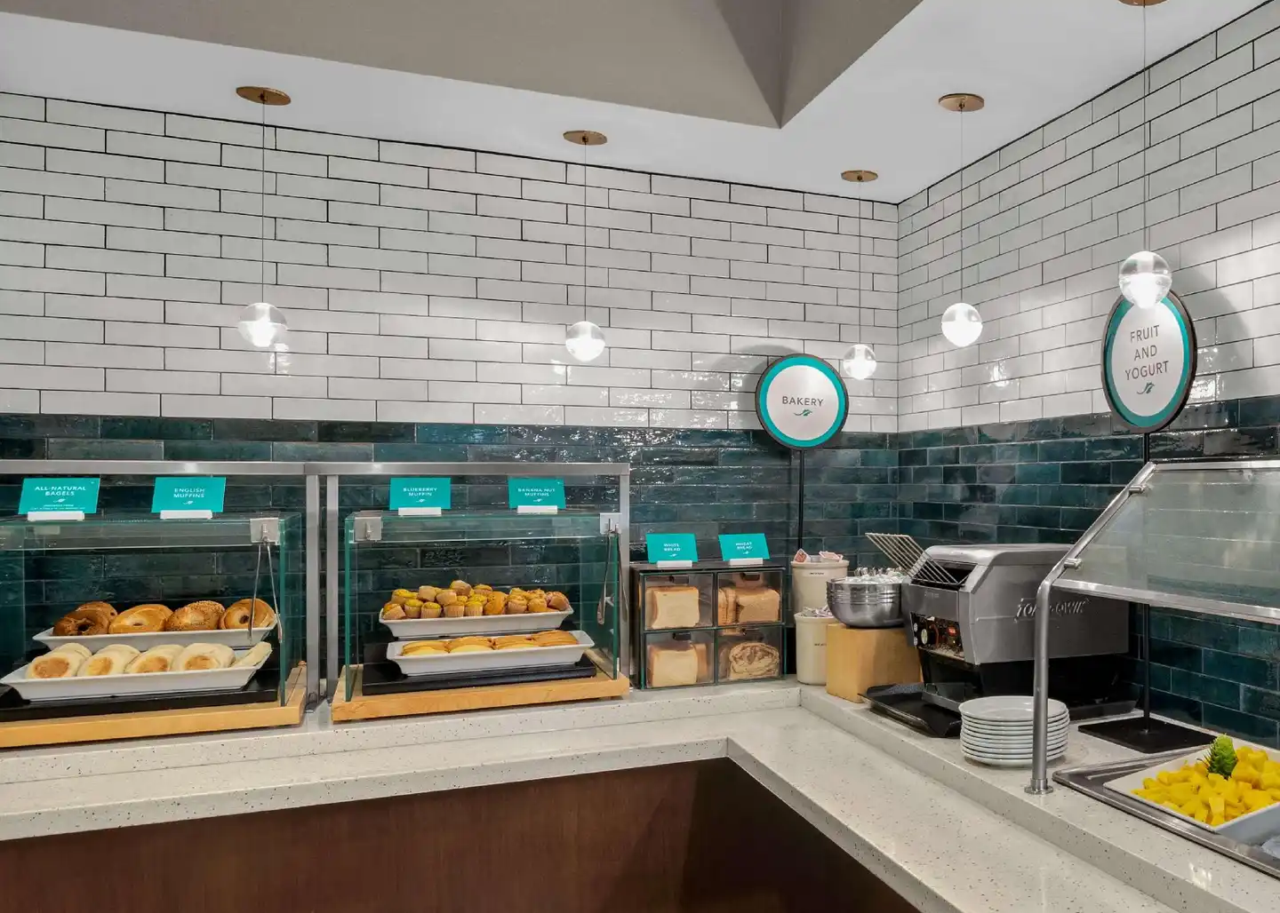 Embassy Suites by Hilton Newark Airport Restaurant