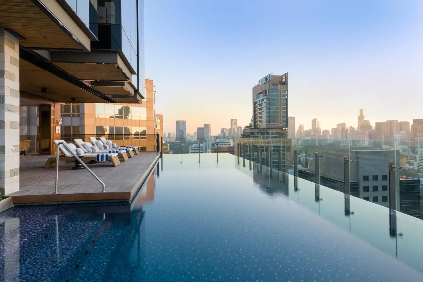Hotel Indigo Bangkok Wireless Road Pool