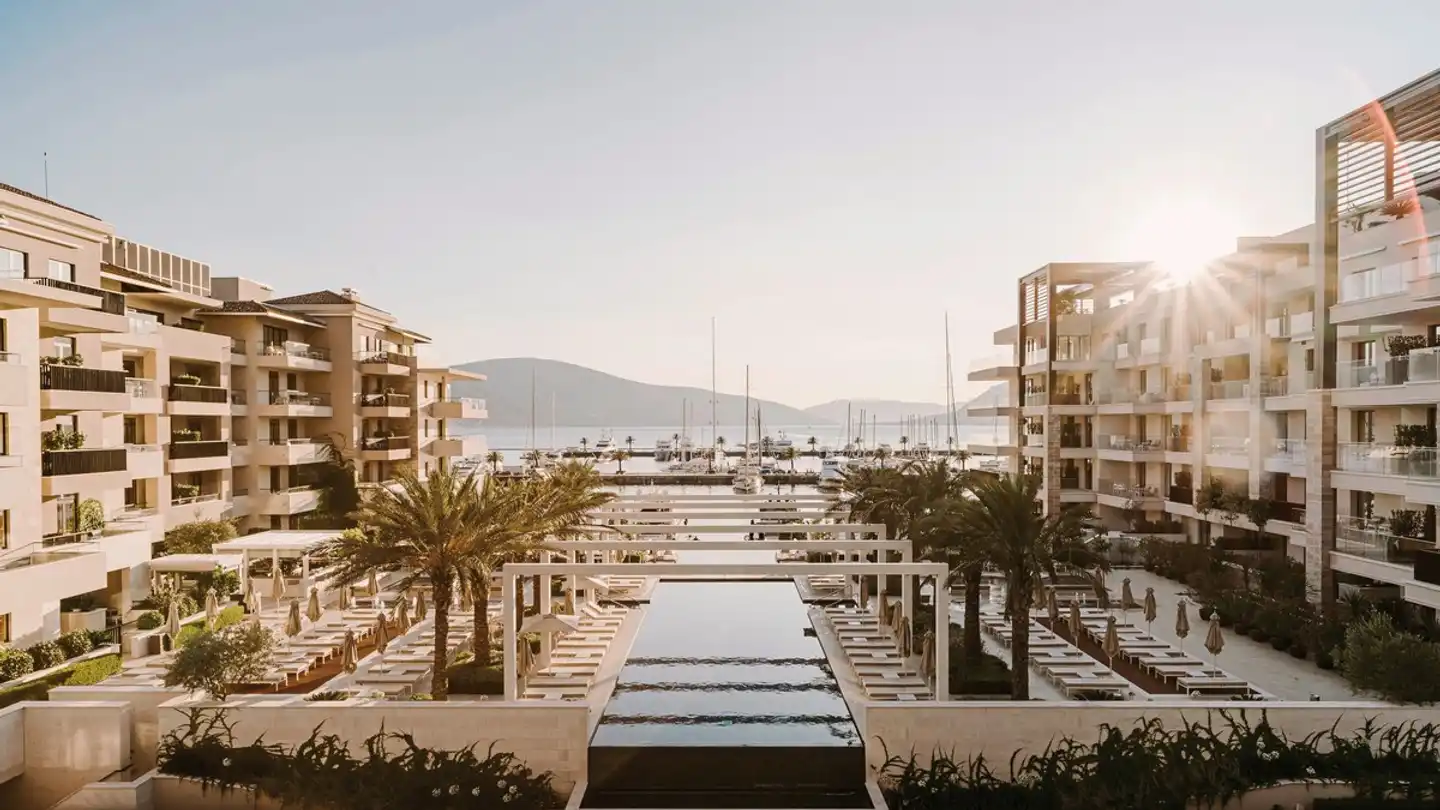Regent Porto Montenegro Aussenansicht