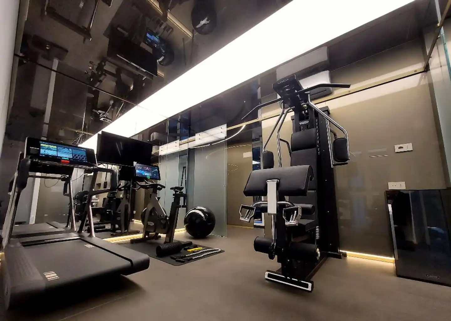 TownHouse Street Milano Duomo Sport und Entertainment