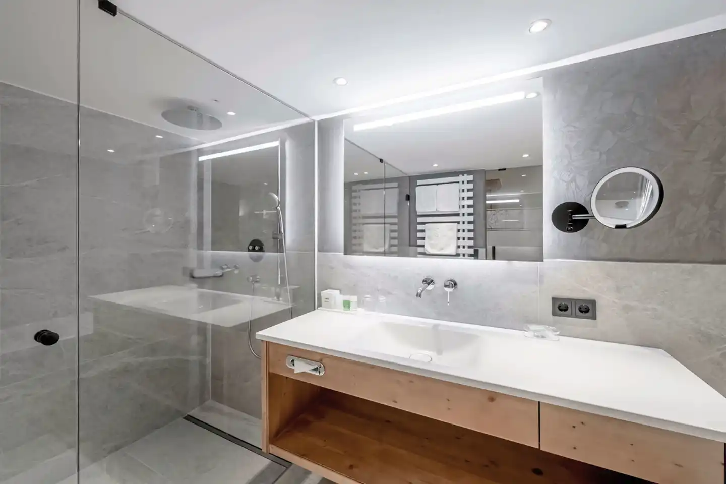 Austria Gourmet & Wine Hotel Badezimmer