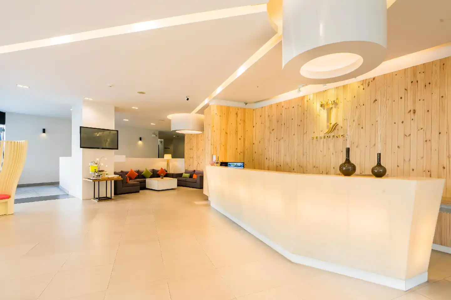 Hotel J Residence Lobby