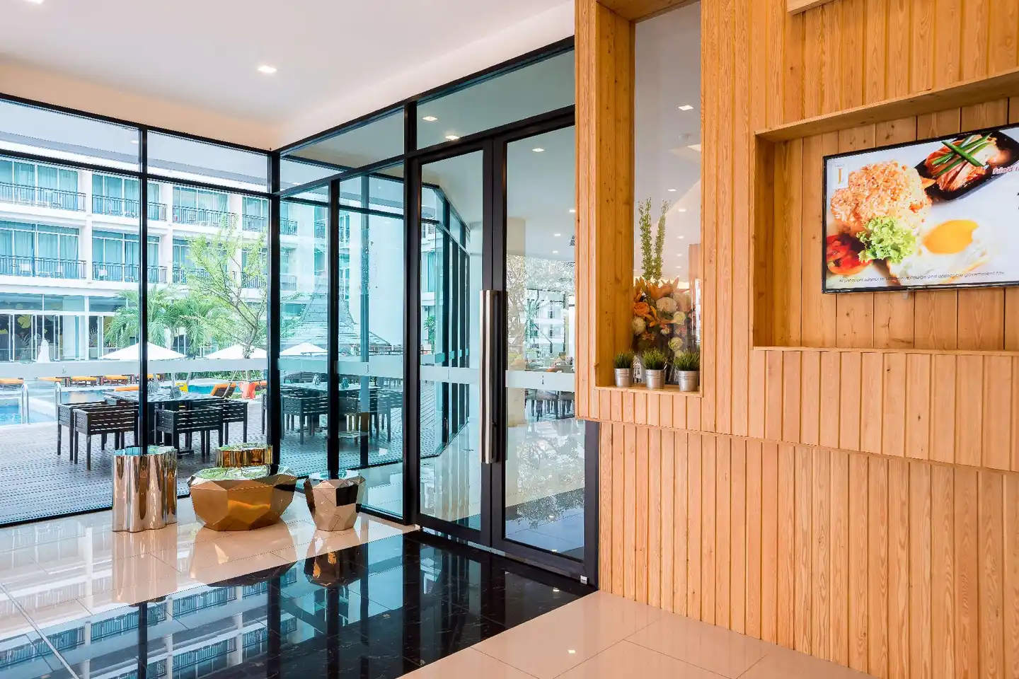 Hotel J Residence Lobby
