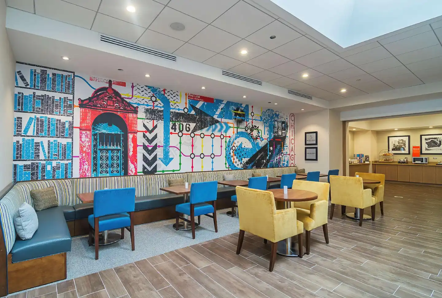 Hampton Inn Chicago North-Loyola Station Bar