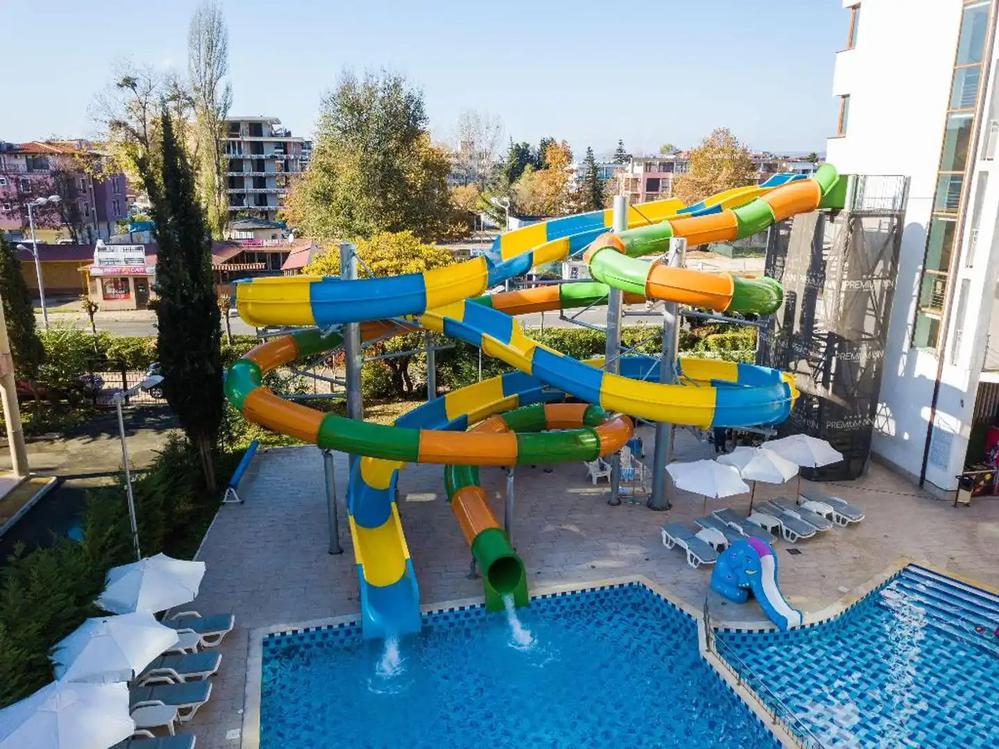 Best Western PLUS Premium Inn Hotel & Casino Pool
