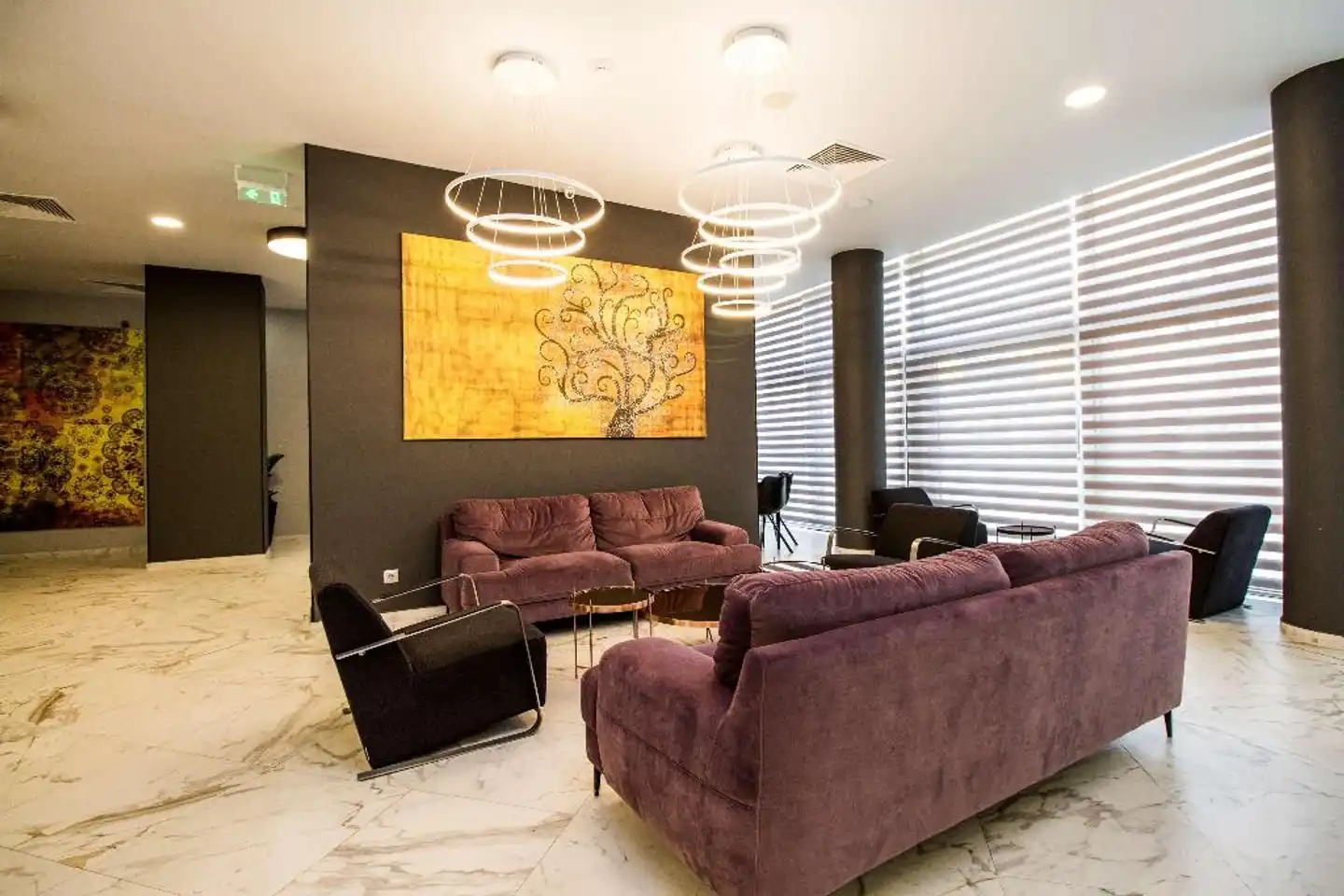 Best Western PLUS Premium Inn Hotel & Casino Lobby