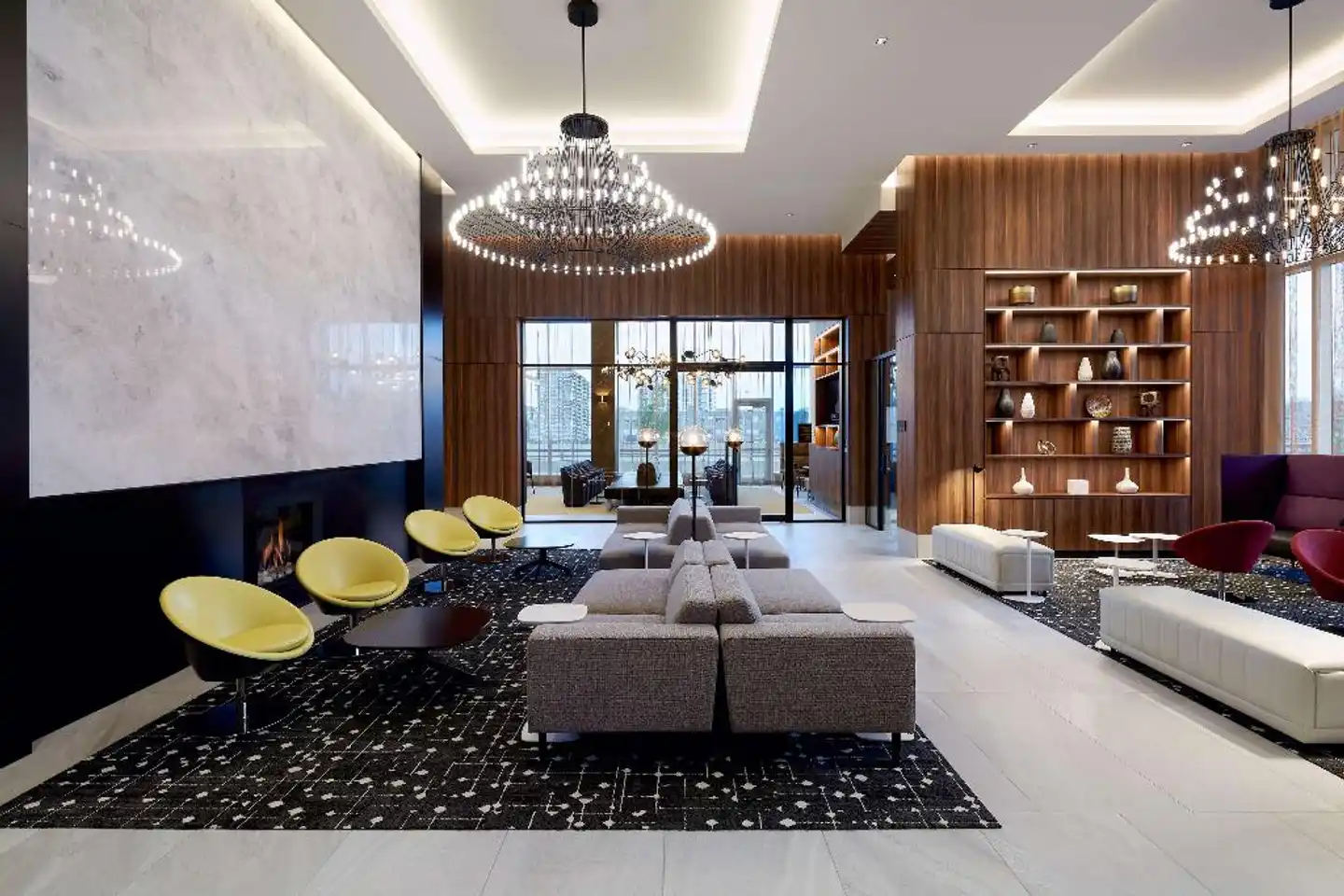 Hilton Garden Inn Montreal Midtown Lobby