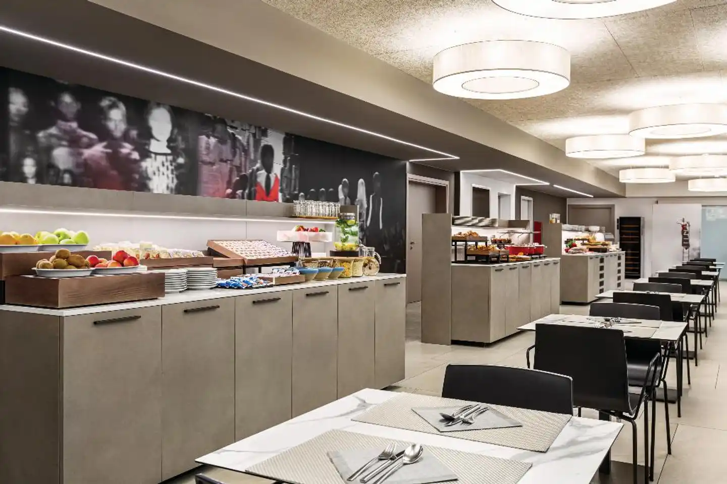 Amedia Milan Restaurant