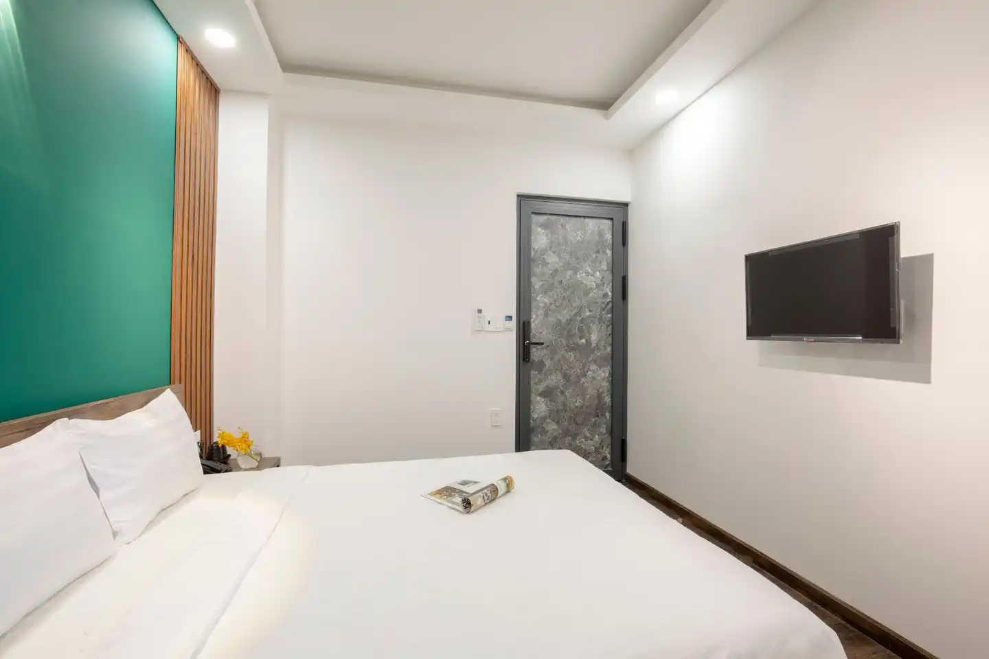 LÁ HOTEL RIVERSIDE Badezimmer
