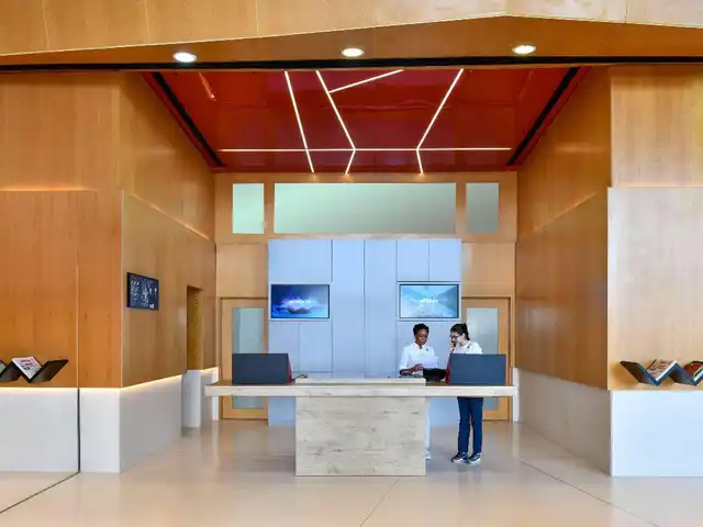 Adagio Doha Lobby