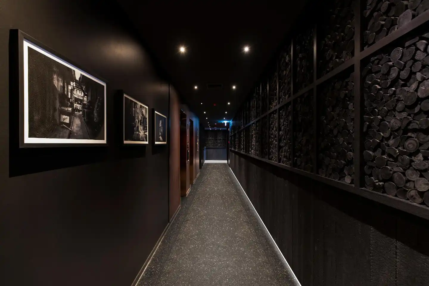 The Gravitique Hotel Khaosan Lobby