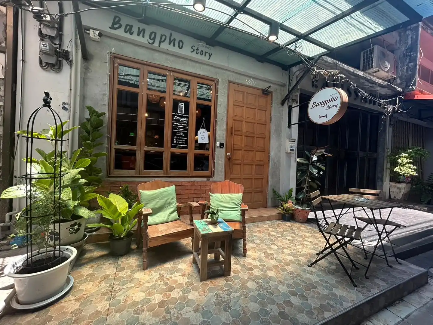 Bangpho Story Aussenansicht