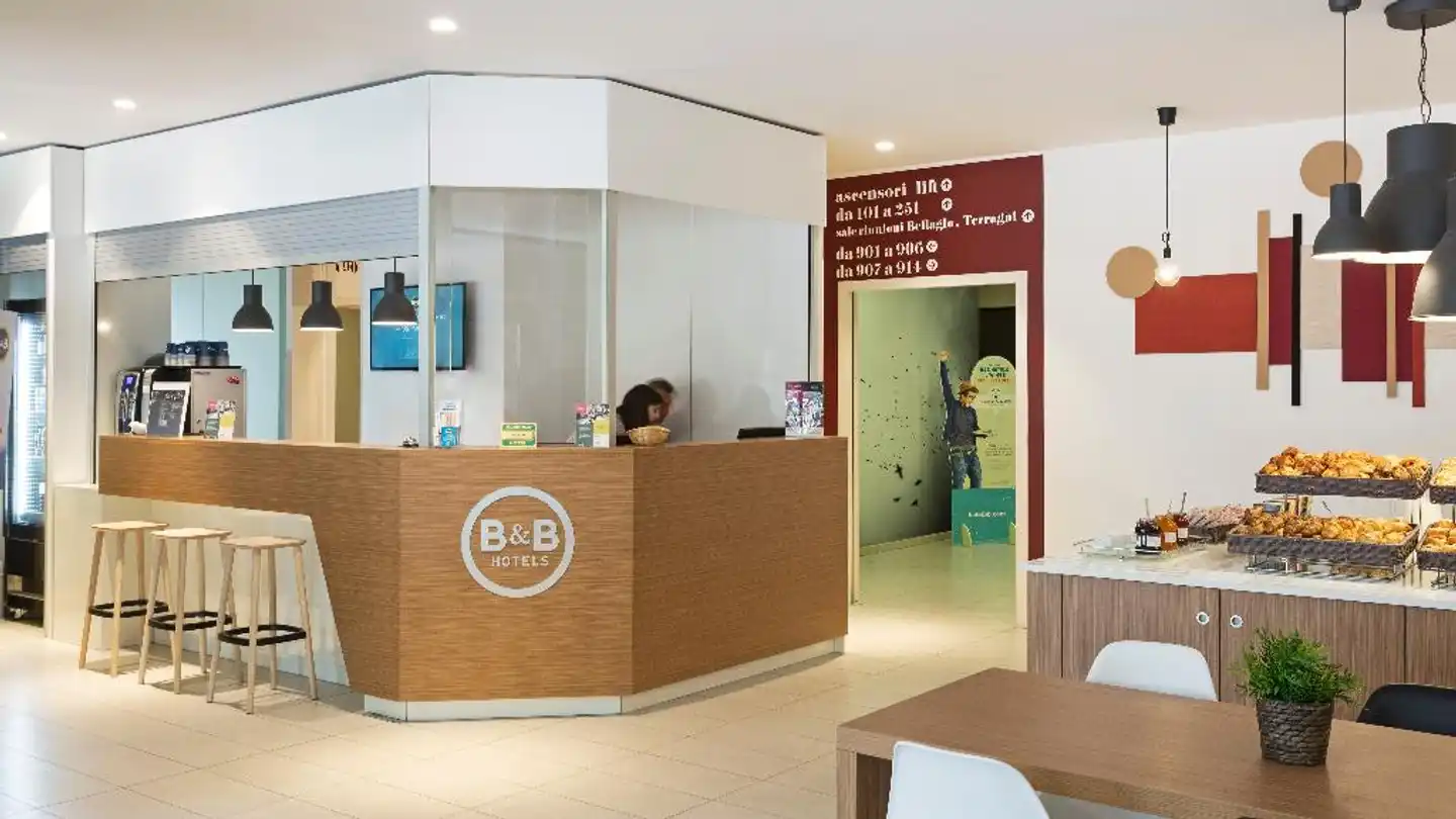 B&B Como Lobby