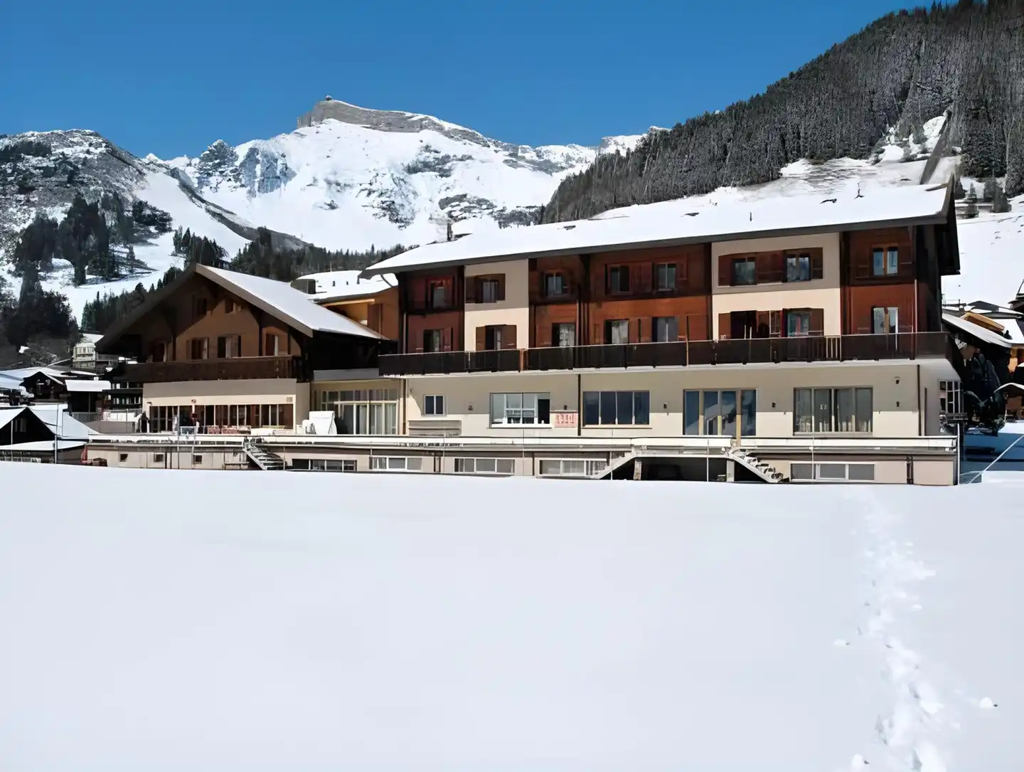 Sportchalet Mürren Aussenansicht