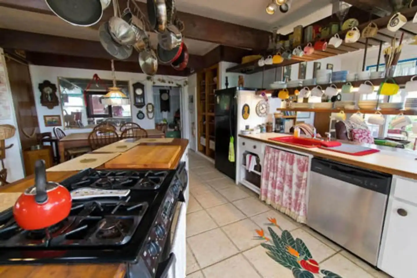 Hale Kawehi Guesthouse Bar