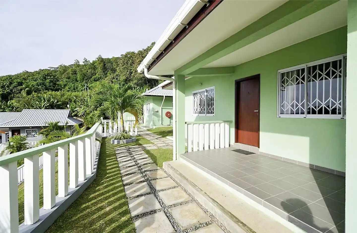 Surfers Beach Self Catering Chalets Terrasse