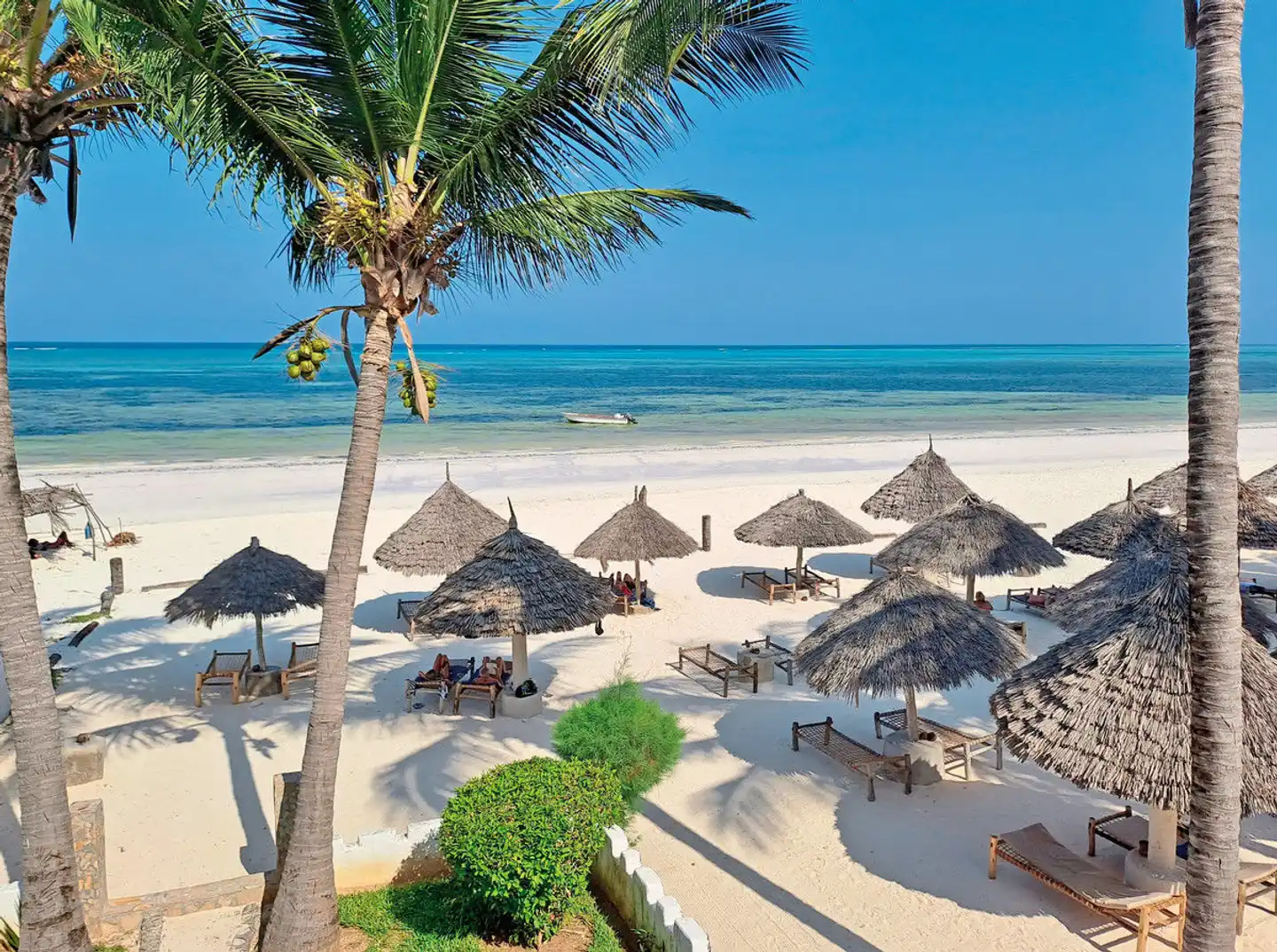 AHG Waridi Beach Resort & Spa Strand