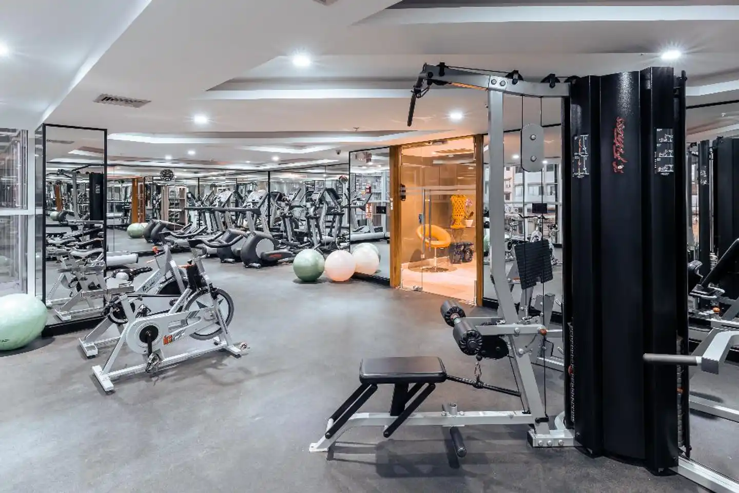 Exe Oriental Panamá Sport und Entertainment