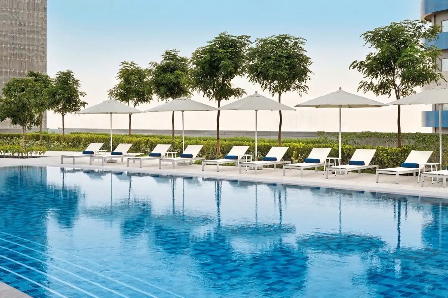 Address Dubai Mall Pool