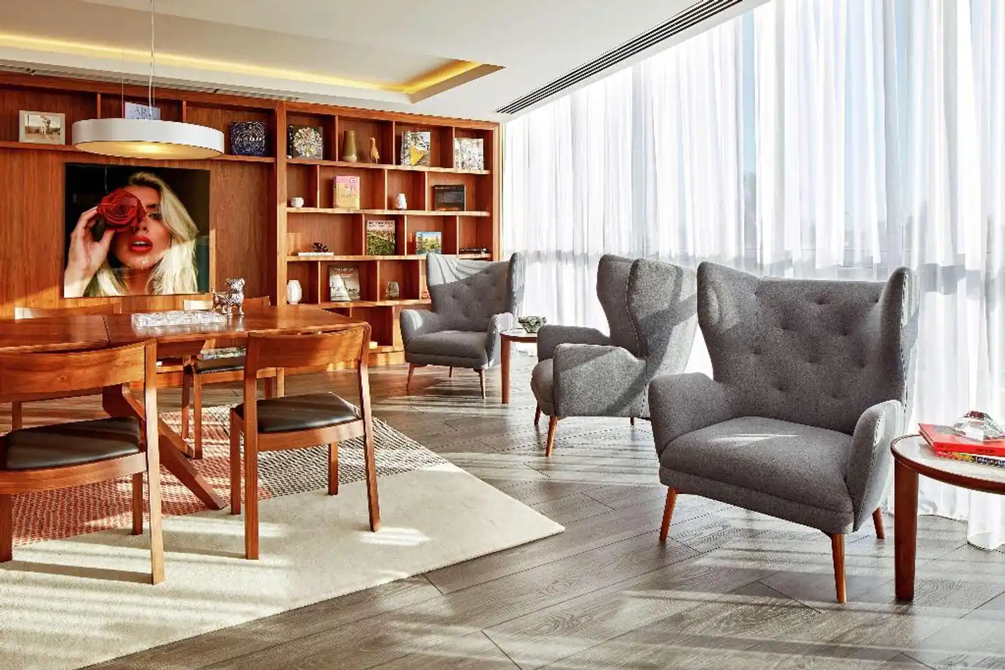 The Gabriel Miami, Curio by Hilton Lobby