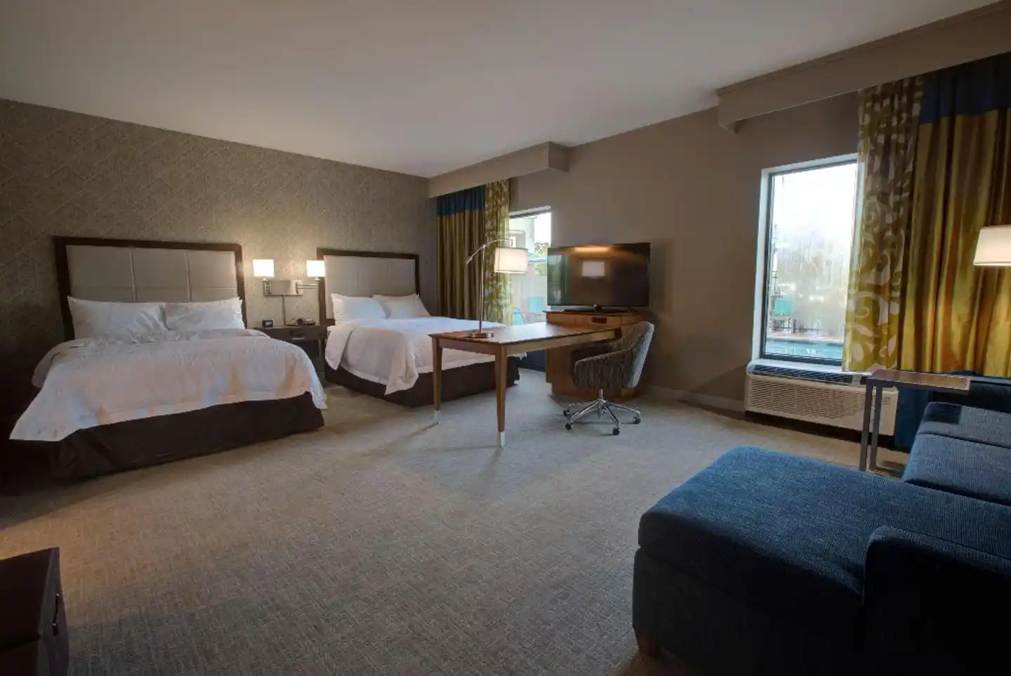 Hampton Inn & Suites Tampa Busch Gardens Area Wohnbeispiel