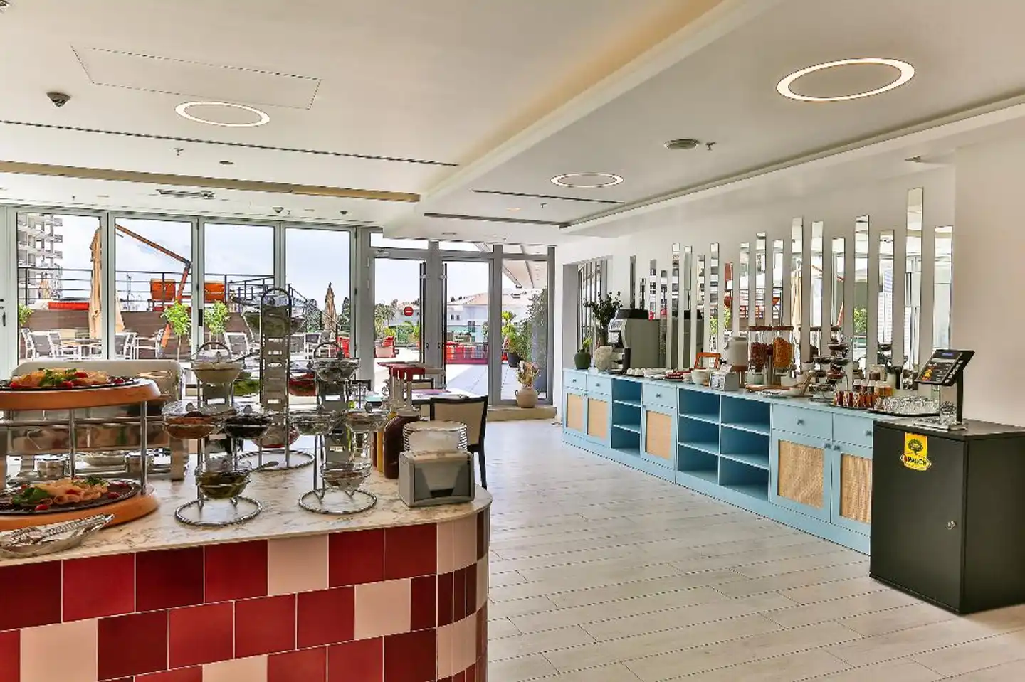Hotel TQ Plaza Bar