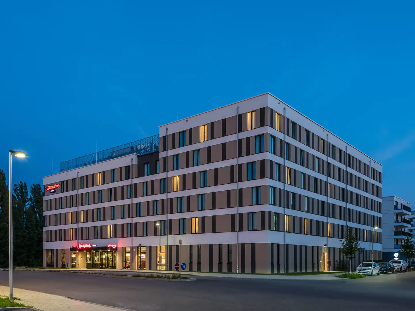 Hampton by Hilton Freiburg Aussenansicht
