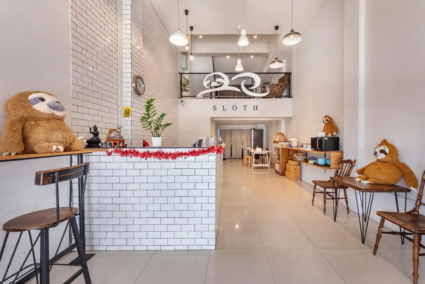 Sloth Hostel Don Mueang Lobby
