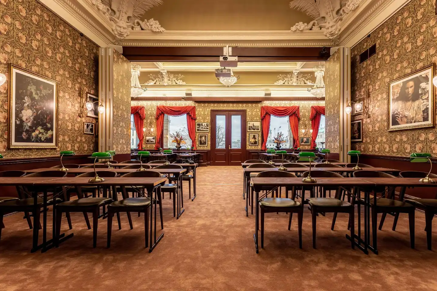 Pigalle Restaurant
