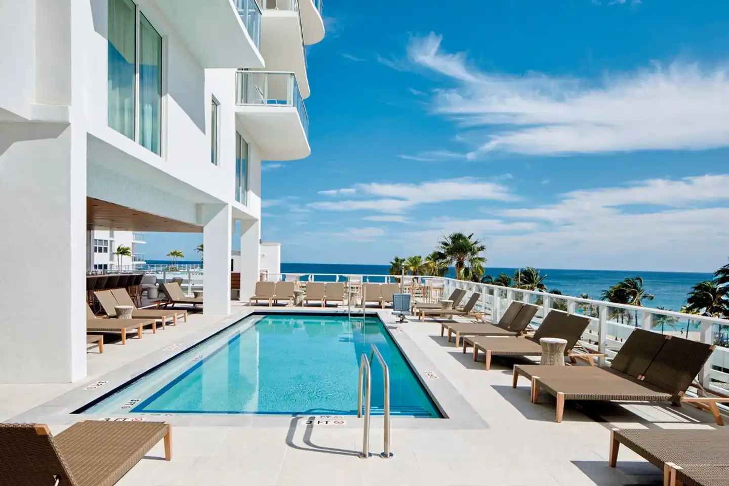AC Fort Lauderdale Beach Pool