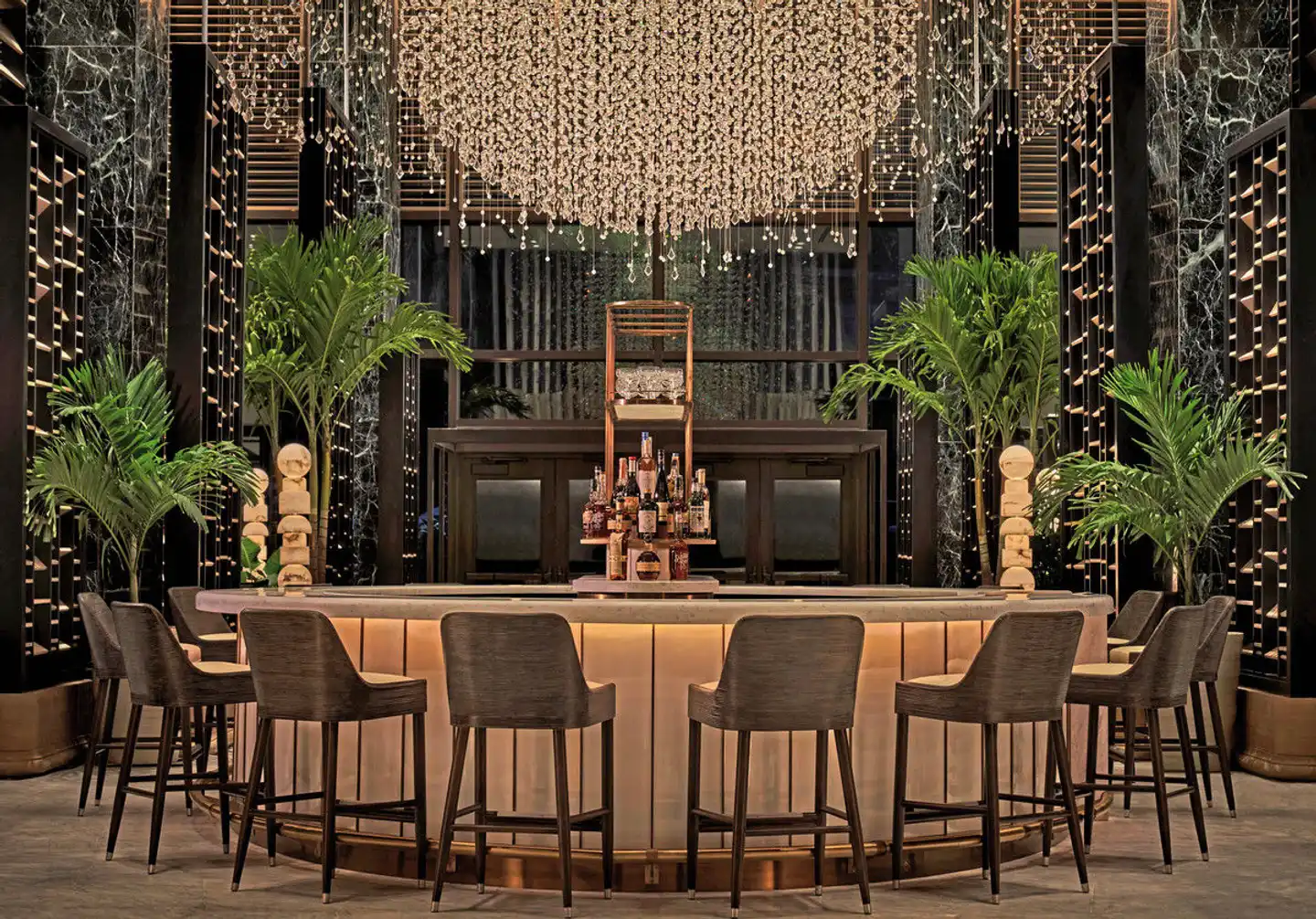 Four Seasons Hotel New Orleans Bar